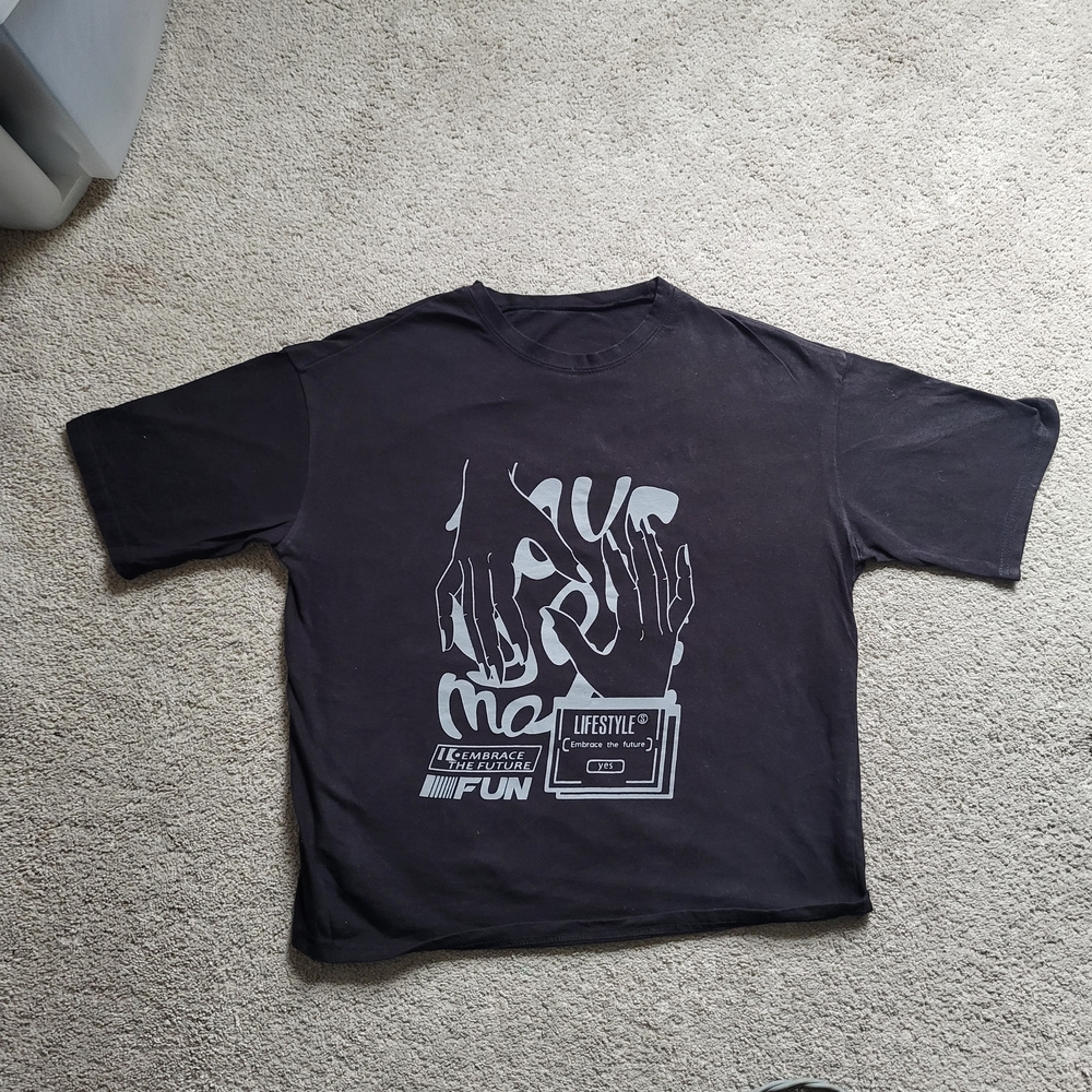 SHEIN Black Short Sleeve Tee